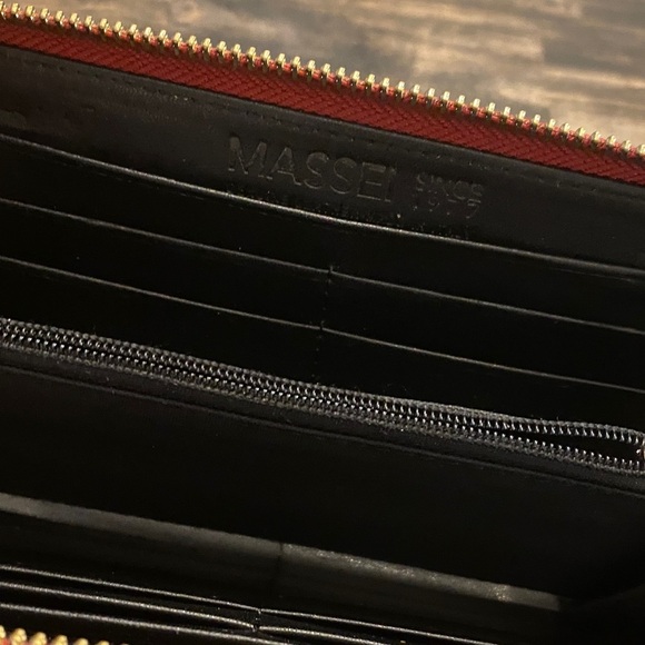 Chic Red Leather Wallet - Picture 2 of 5